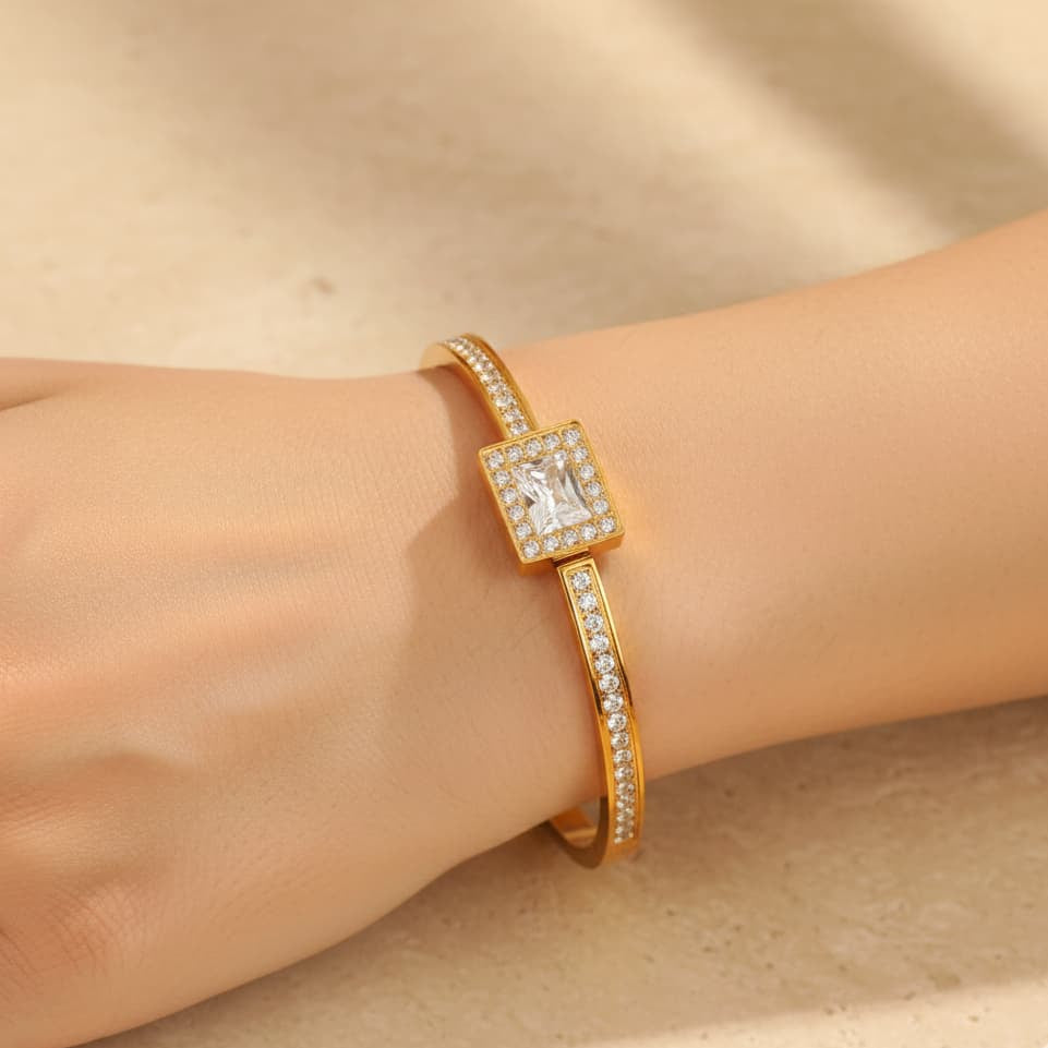 Zyler-infini The Luxe Latch Cuff