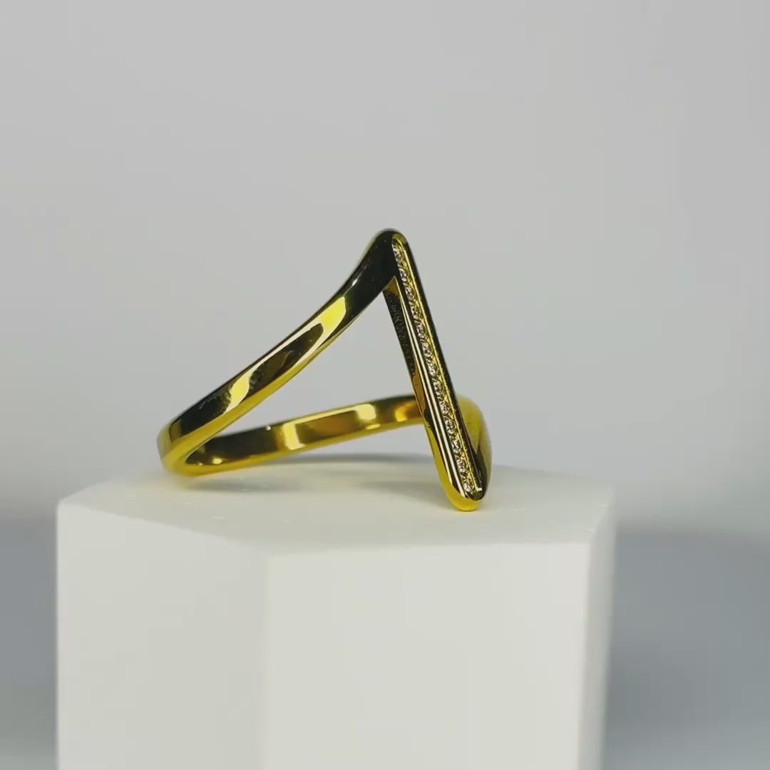 The Modern Chevron Ring