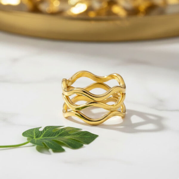 Zyler-Infini Ocean Wave Ring